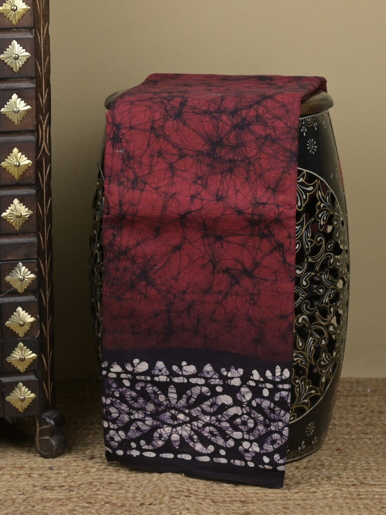 Maheswari cotton saree in maroon color with contrast pallu and attached plain blouse