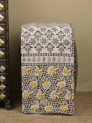 Maheswari fancy saree in white color with pallu and attached printed blouse