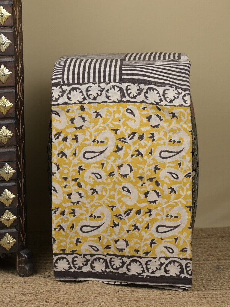 Maheswari fancy saree in white color with pallu and attached printed blouse