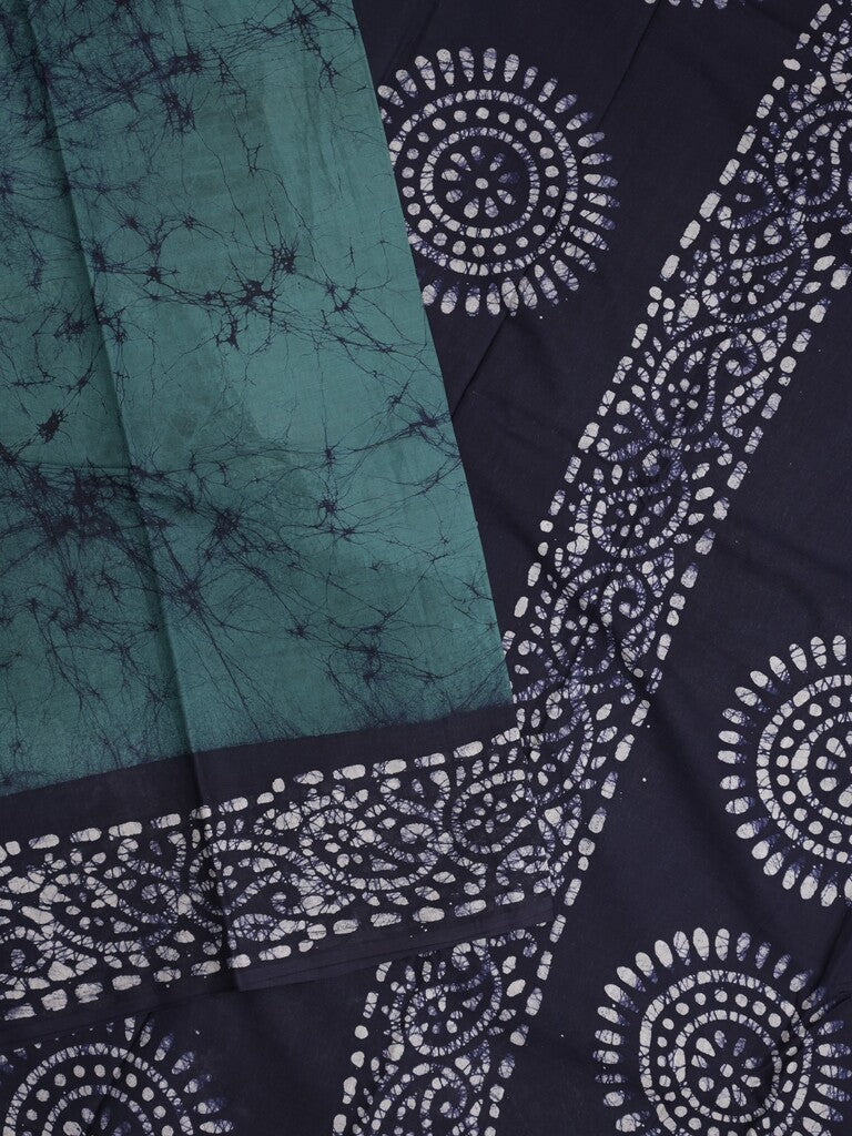 Maheswari cotton saree in peacock blue color with contrast pallu and attached plain blouse