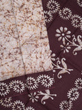 Maheswari cotton saree in white color with contrast pallu and attached plain blouse