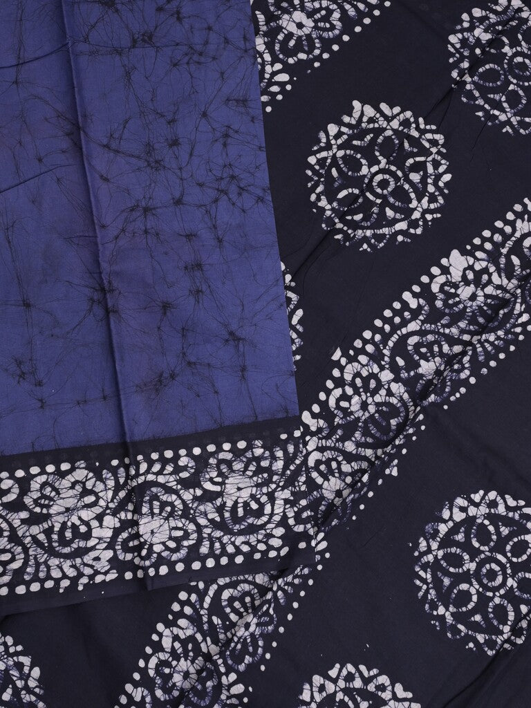 Maheswari cotton saree in dark blue color with contrast pallu and attached plain blouse
