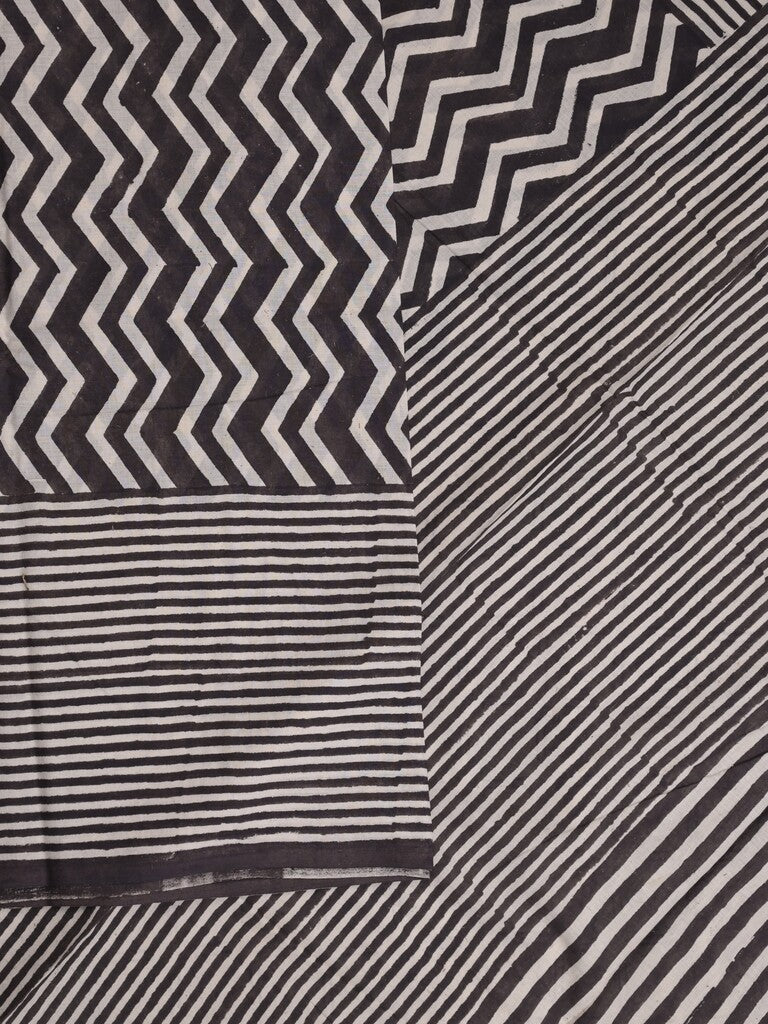 Maheswari fancy saree in white color with pallu and attached printed blouse