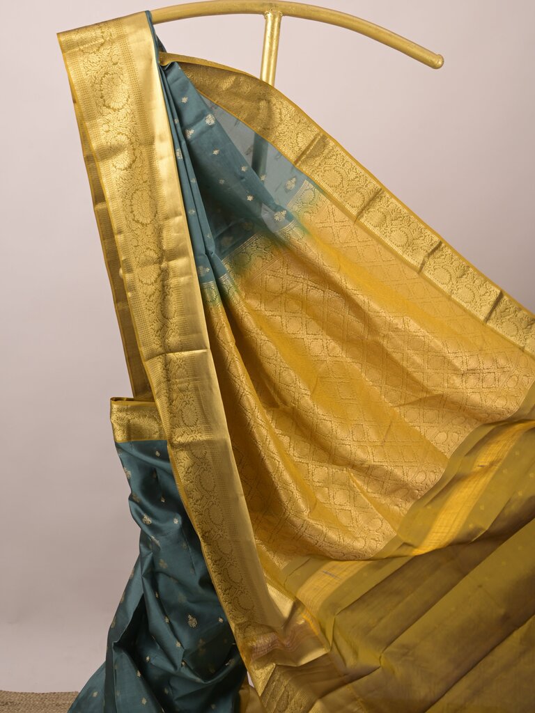 Leight weight kanchi pattu saree for women | royal blue | zari border | party wear