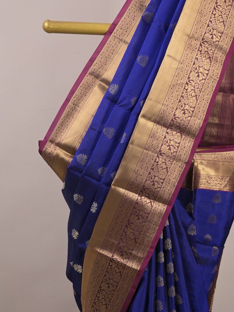 Leight weight kanchi pattu saree for women | royal blue | zari border | party wear