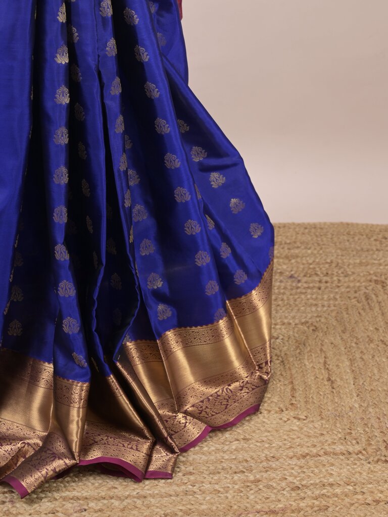 Leight weight kanchi pattu saree for women | royal blue | zari border | party wear
