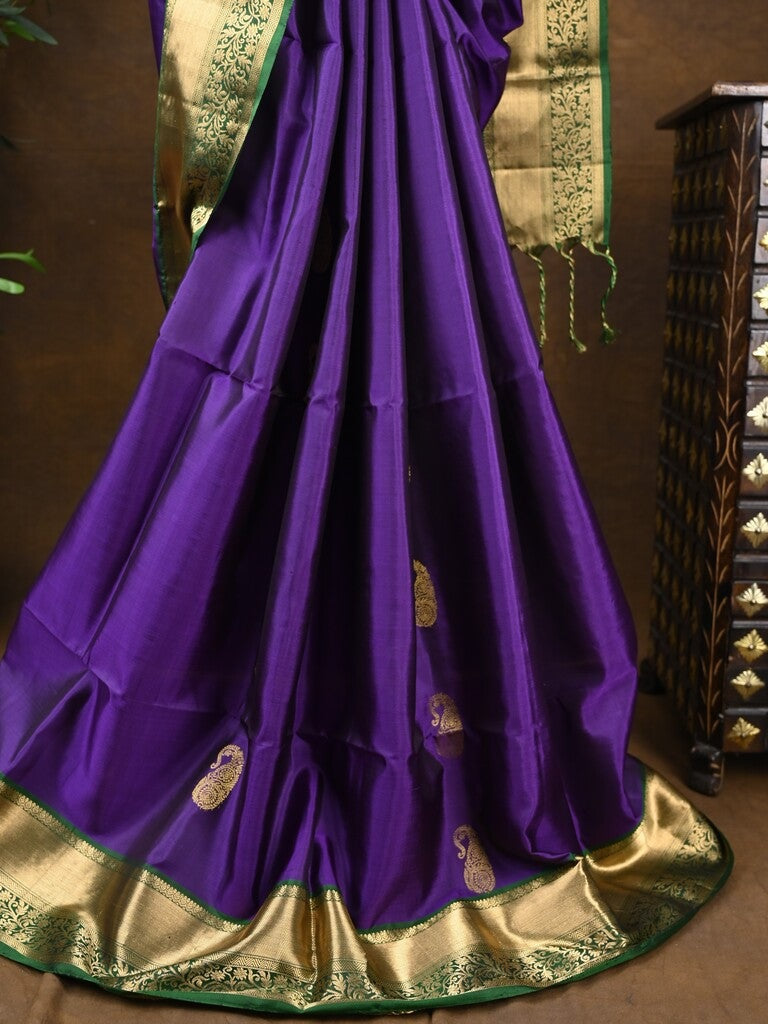 Kanchi pattu saree dark blue color allover zari motifs & zari border with rich pallu and contrast plain blouse