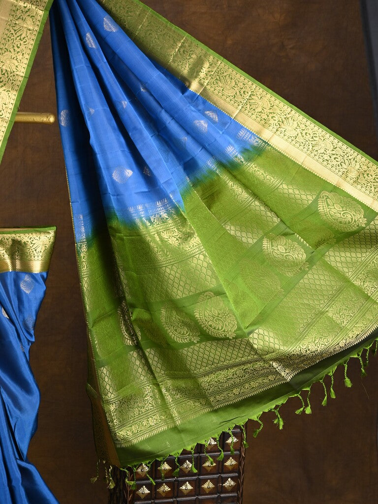 Kanchi pattu saree blue color allover zari motifs & zari border with rich pallu and contrast plain blouse
