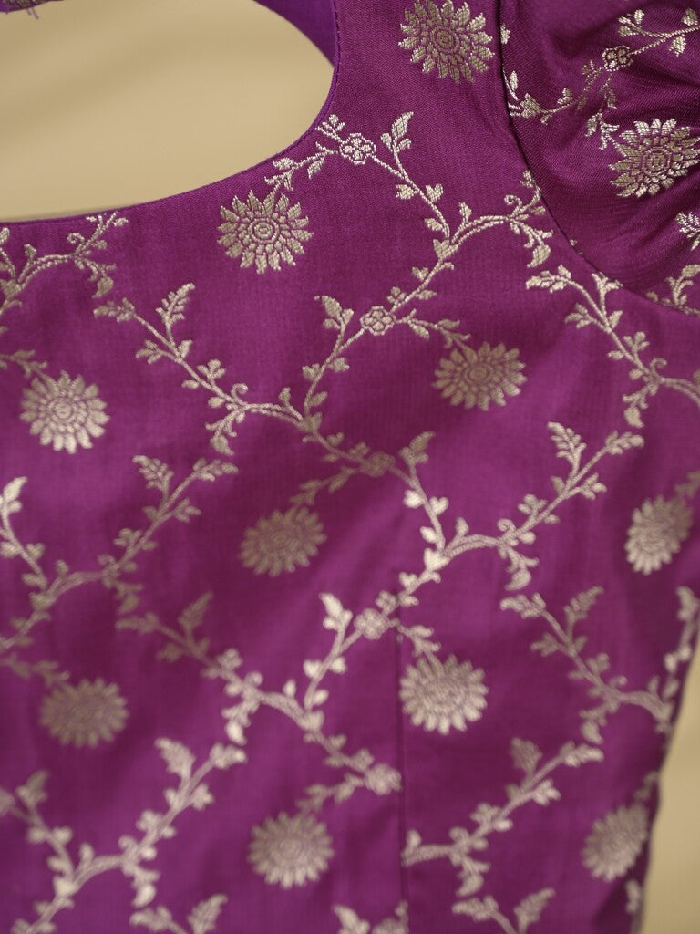 Banaras Tissue Lehenga set with Intricate Zari Detailing 4-5 years