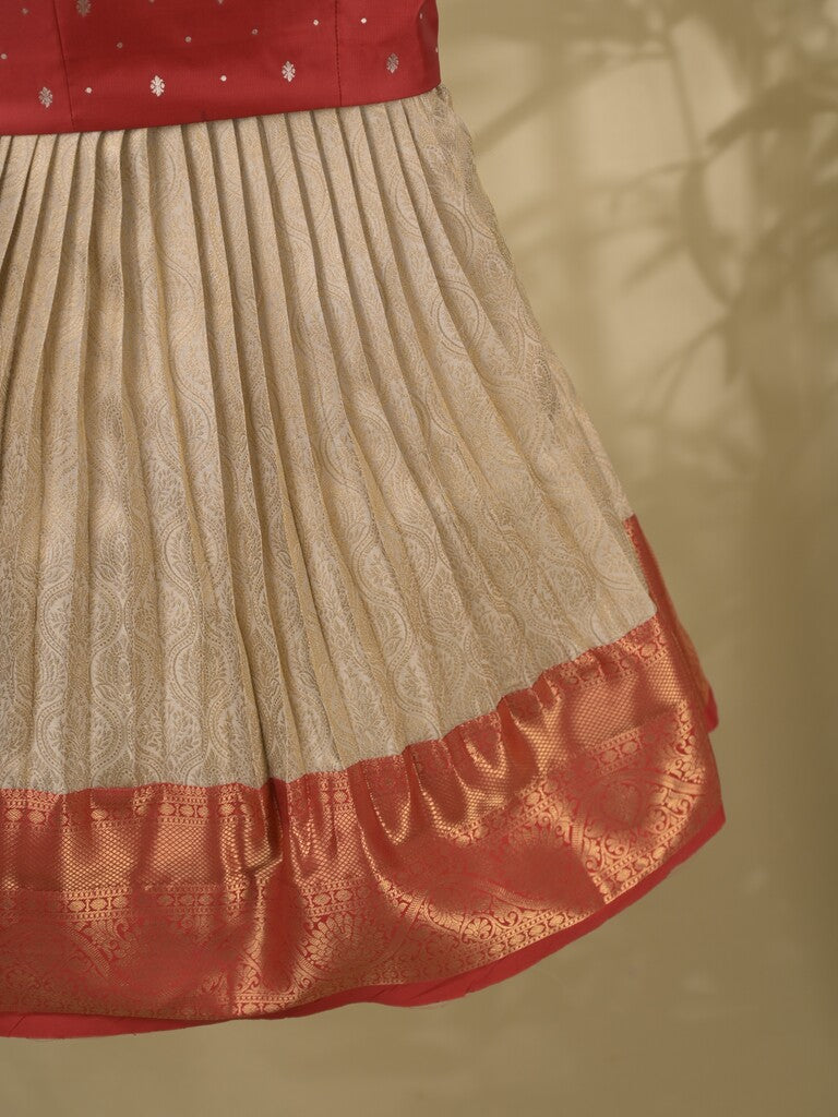 Banaras Tissue Lehenga set with Intricate Zari Detailing 4-5 years