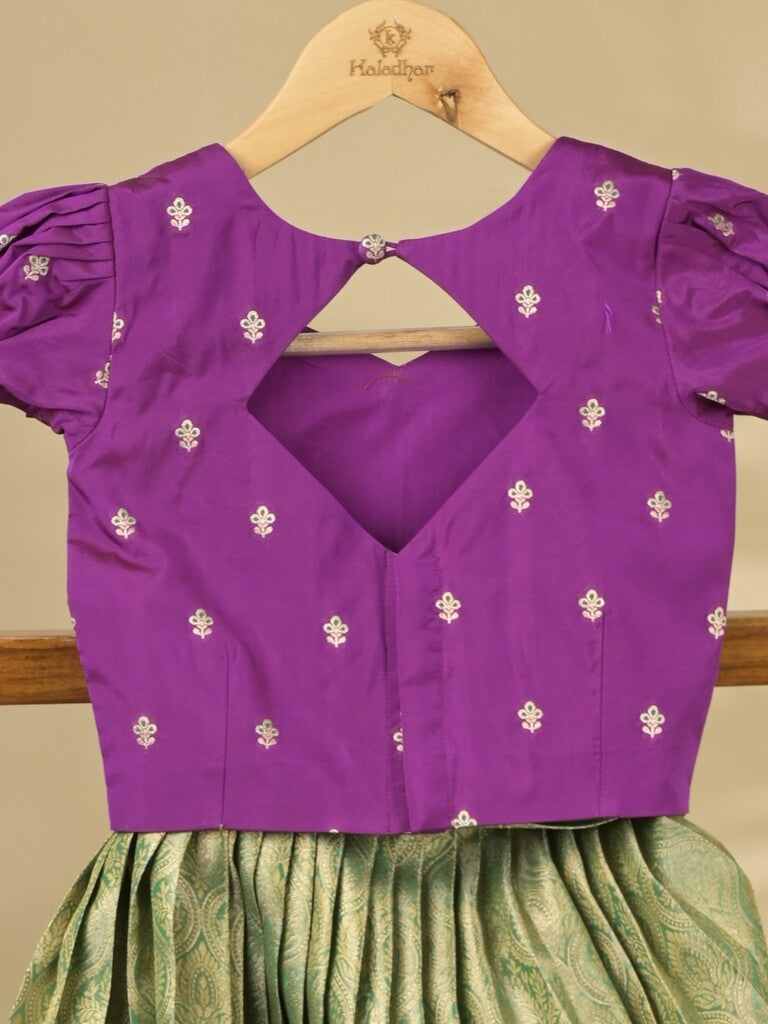 Banaras Tissue Lehenga set with Intricate Zari Detailing 4-5 years