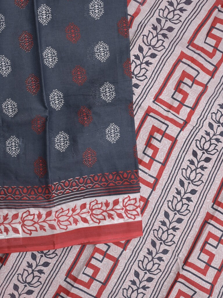 Printed cotton saree in grey color with contrast border and attached printed blouse