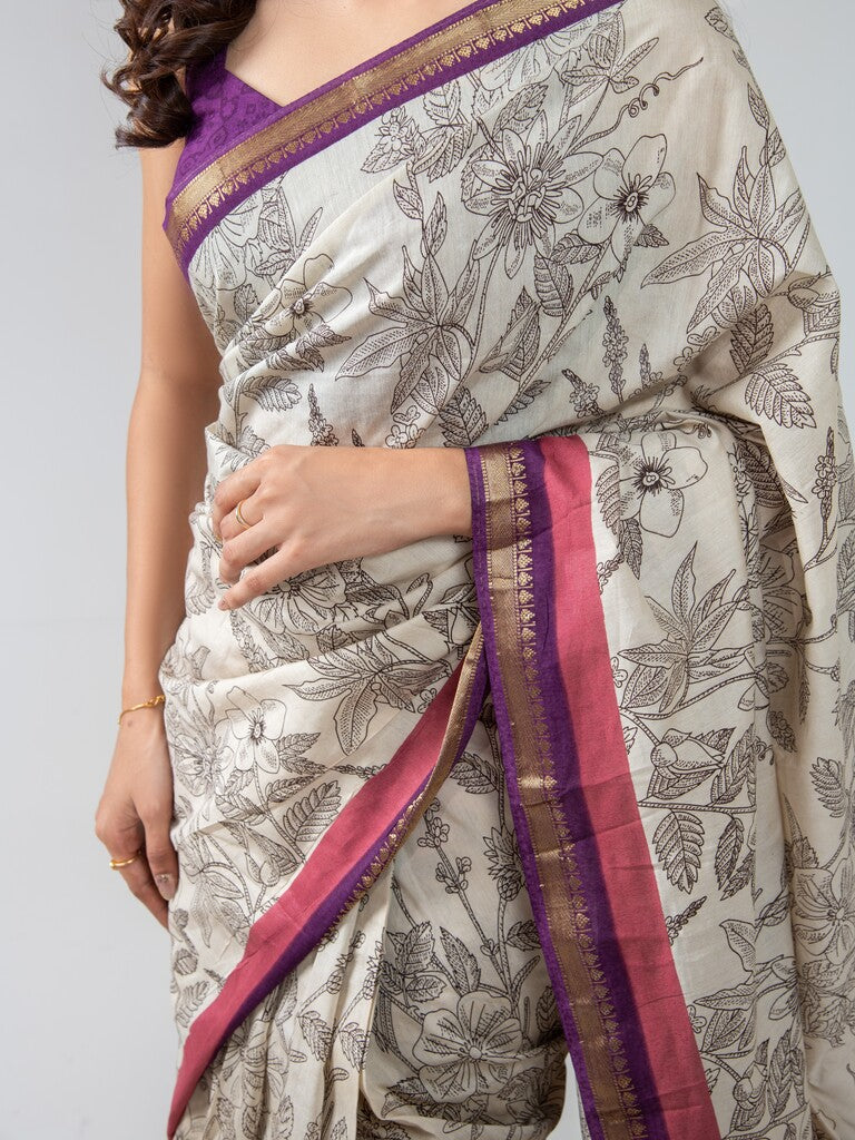 Cream color maheswari silk one minute saree with allover prints & zari border with contrast blouse