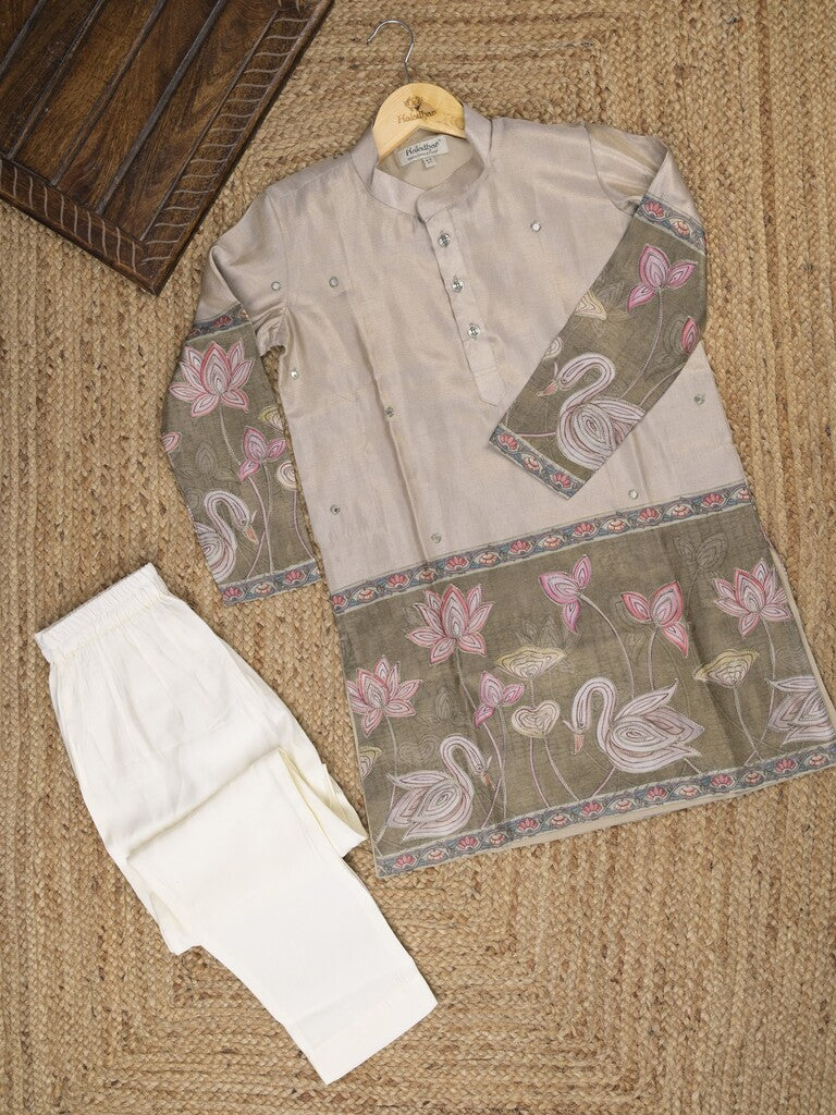 Tissue Kalamkari Boys Kurta set – Comfortable Fit 8-9 years