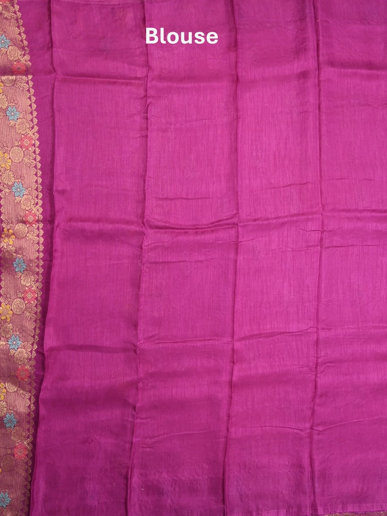 Jute matka fancy saree magenta color allover zari weaves & zari border with weaving pallu and plain blouse