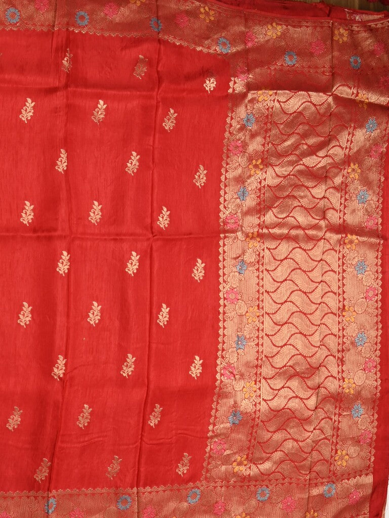 Jute matka fancy saree red color allover zari weaves & zari border with weaving pallu and plain blouse