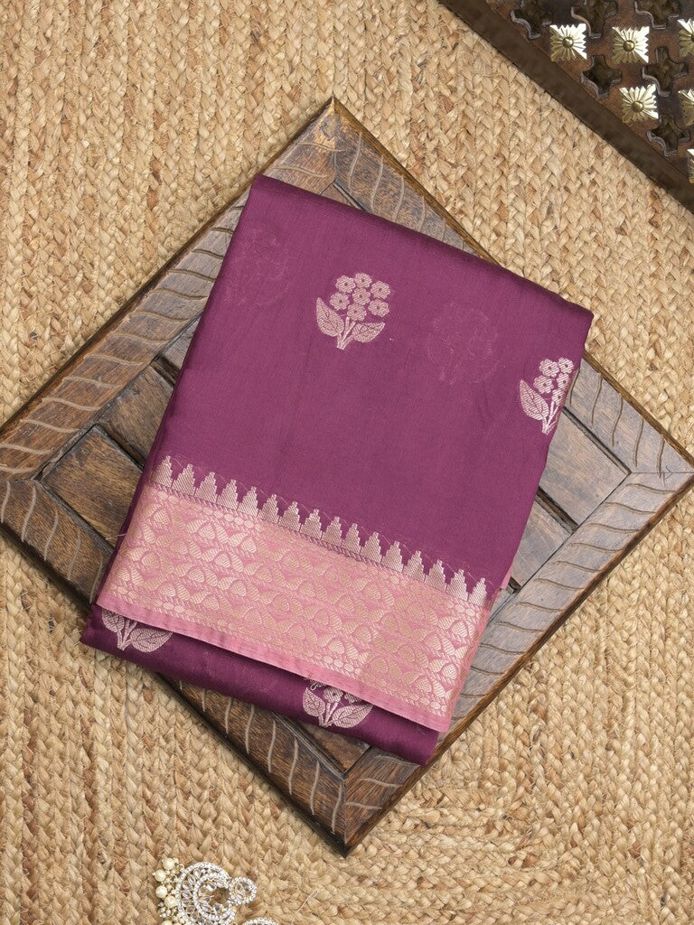 Maheshwari fancy saree with allover zari motifs & zari border with contrast blouse