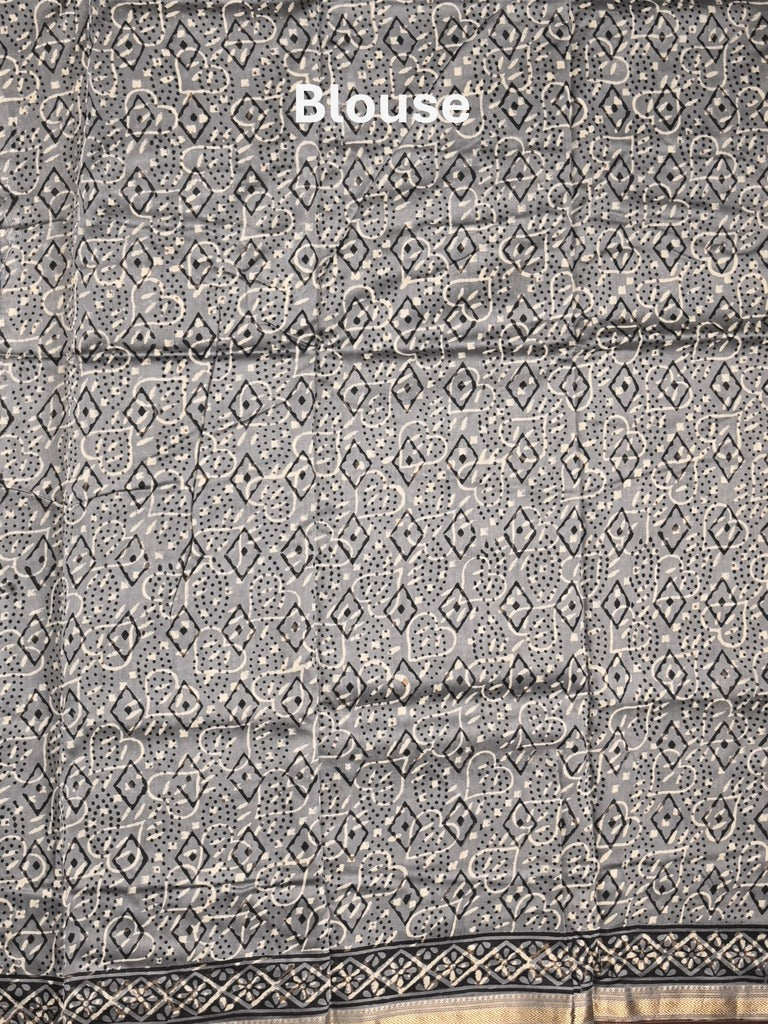 Maheshwari fancy saree navy blue color allover prints & zari border with printed pallu and printed blouse
