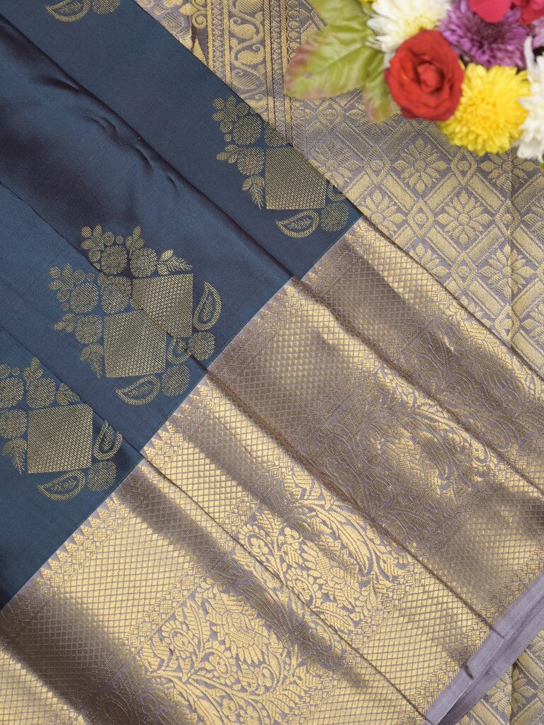 Kanchi pattu saree navy blue color allover zari motifs & zari border with rich pallu and contrast plain blouse