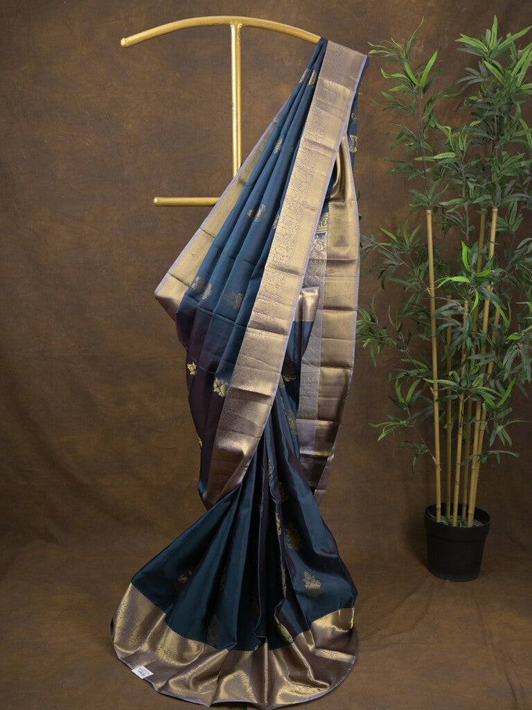 Kanchi pattu saree navy blue color allover zari motifs & zari border with rich pallu and contrast plain blouse