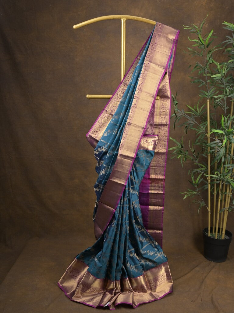 Kanchi pattu saree sky blue color allover zari weaves & zari border with rich pallu and contrast plain blouse