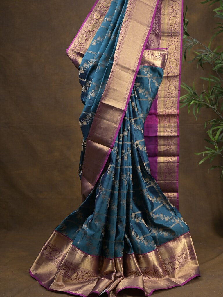 Kanchi pattu saree sky blue color allover zari weaves & zari border with rich pallu and contrast plain blouse