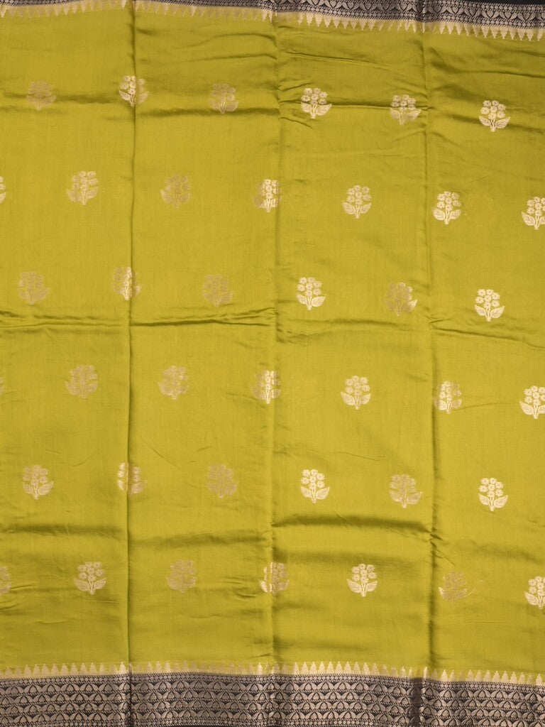 Maheshwari fancy saree with allover zari motifs & zari border with contrast blouse