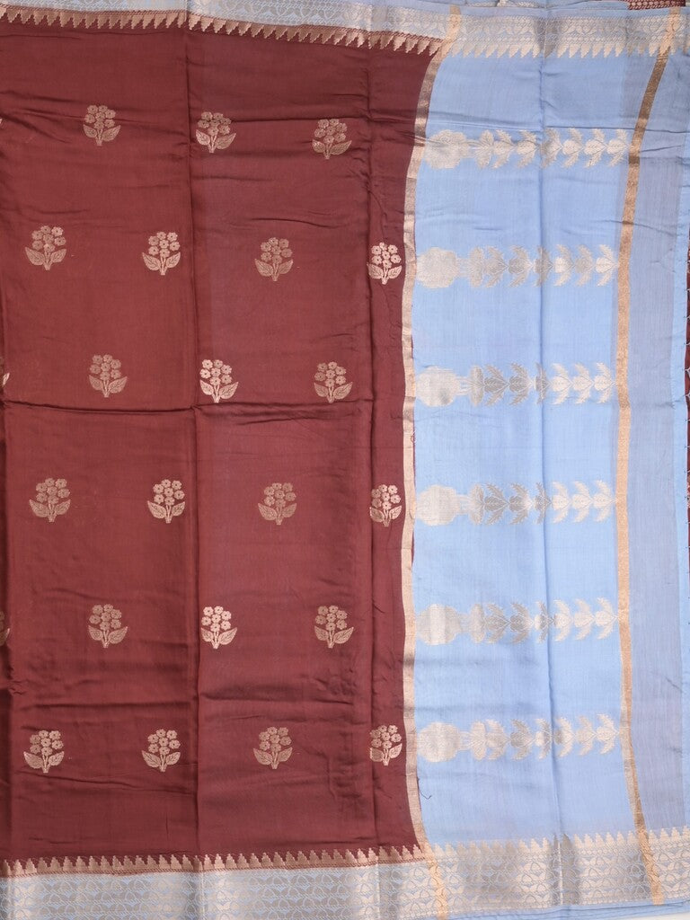 Maheshwari fancy saree with allover zari motifs & zari border with contrast blouse