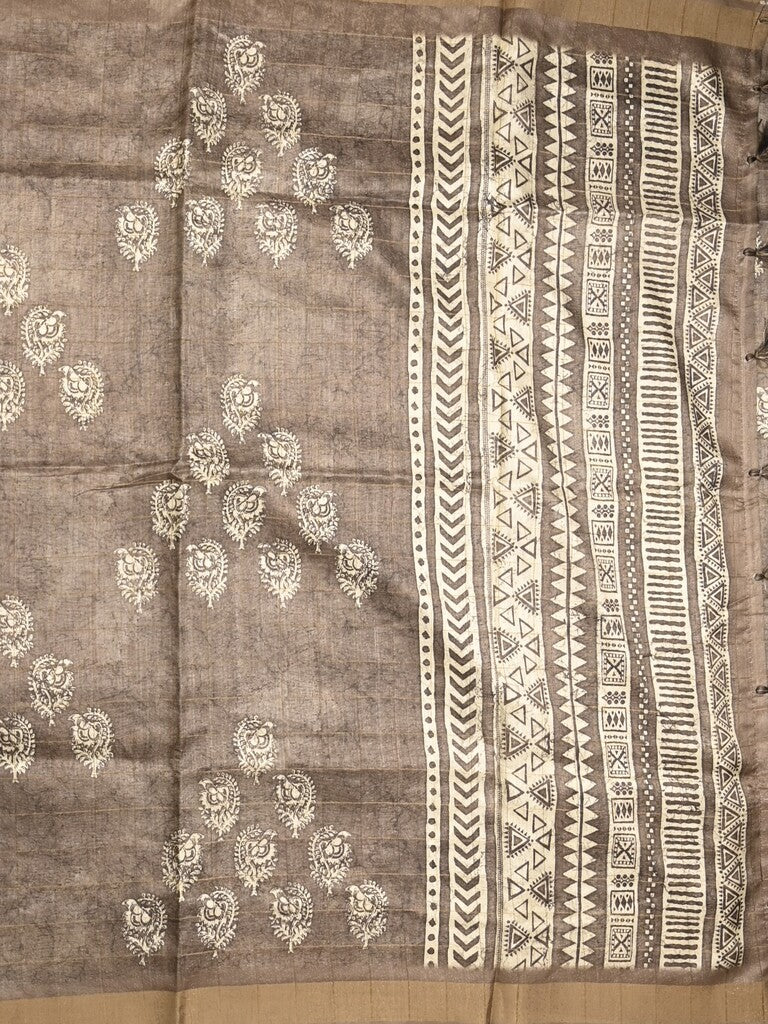 Dola silk fancy saree grey color allover prints & zari border with printed pallu and plain blouse