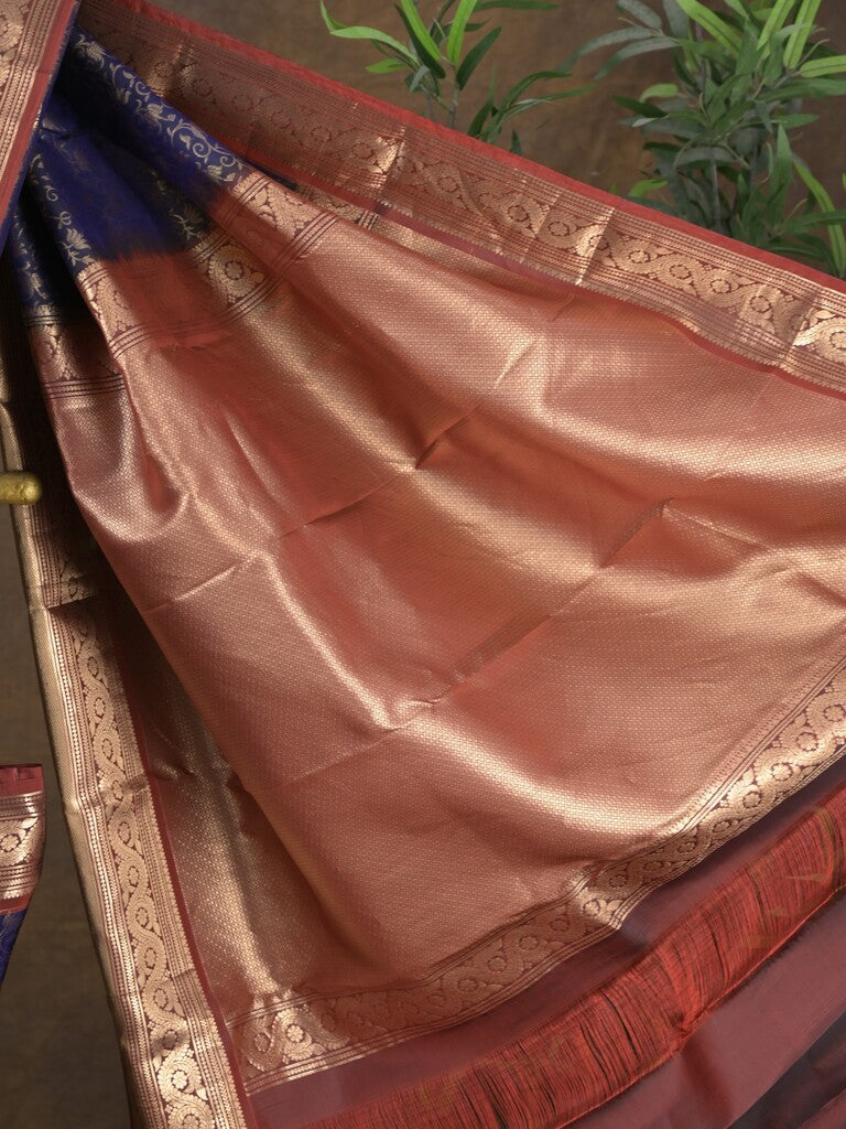 Kanchi pattu saree navy blue color allover zari weaves & zari border with rich pallu and contrast plain blouse
