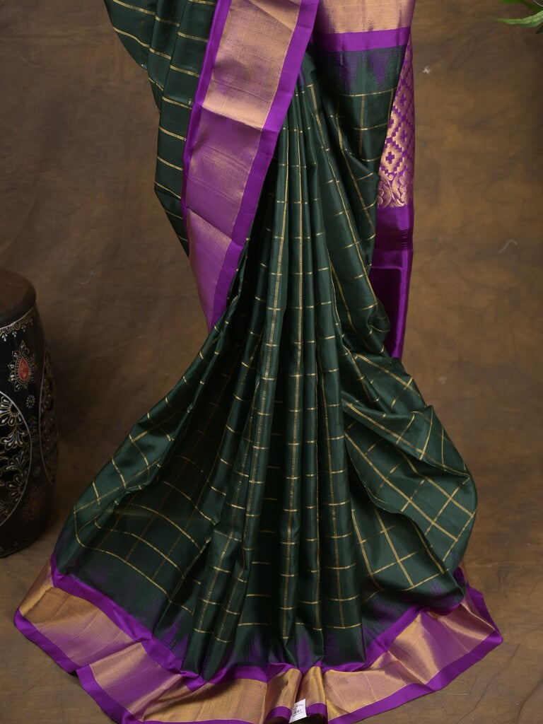 Gadwal pattu saree black color allover zari weaves & kanchi border with rich pallu and contrast plain blouse