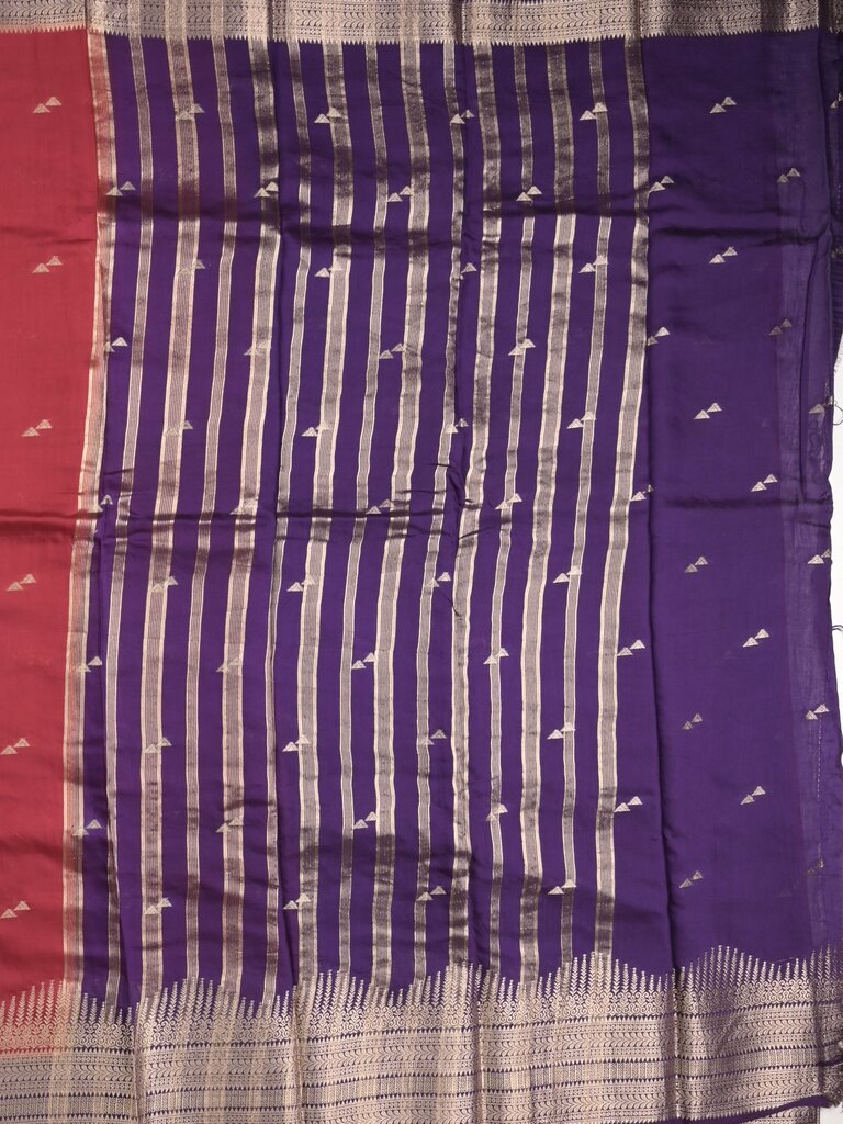 Maheshwari fancy saree allover zari motifs with zari border with contrast blouse