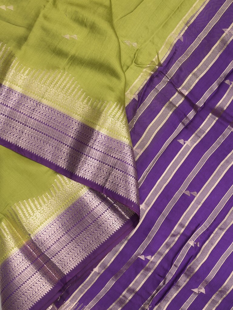 Maheshwari fancy saree allover zari motifs with zari border with contrast blouse