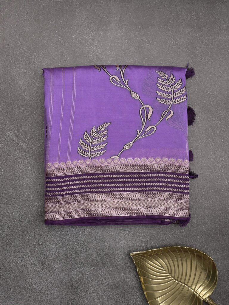 Tabby silk printed fancy saree with zari border and attached plain blouse
