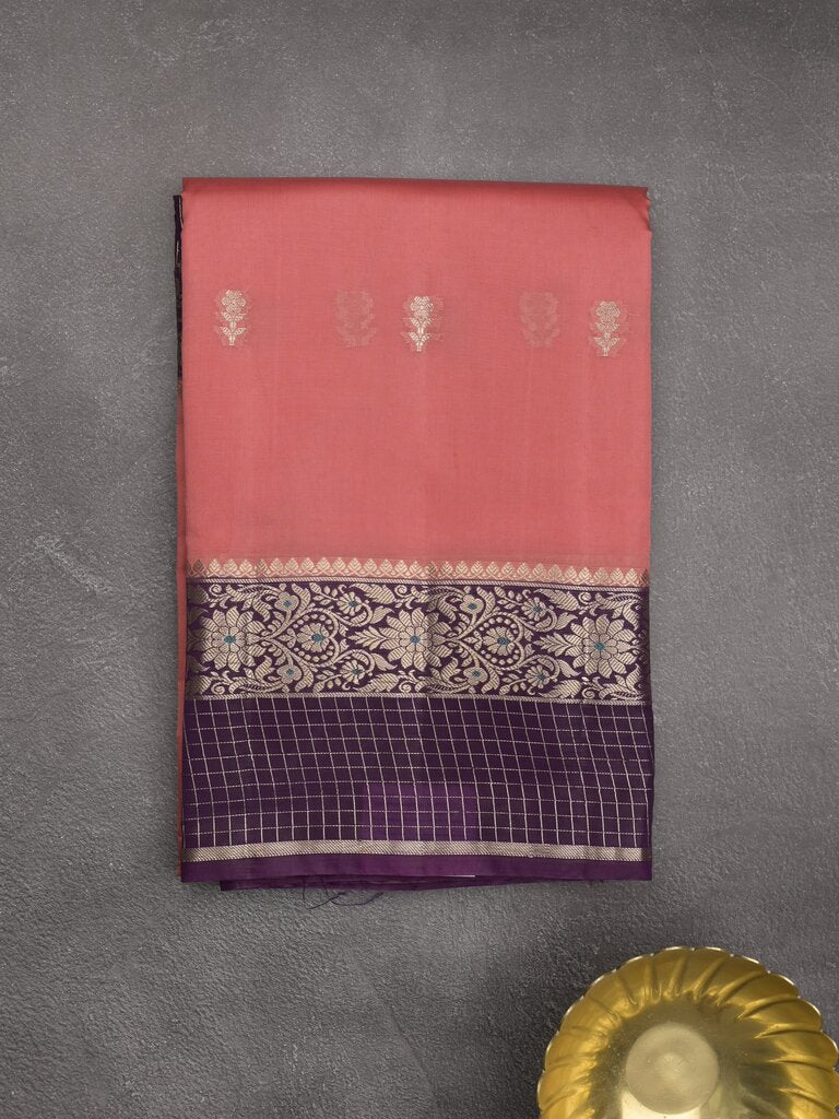 Green mango fancy saree allover zari motifs with contrast pallu and attached blouse