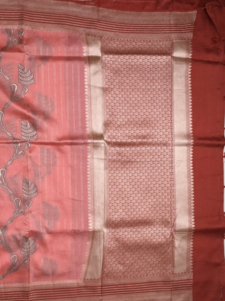 Tabby silk printed fancy saree with zari border and attached plain blouse