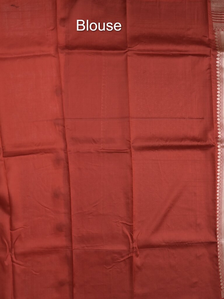 Tabby silk printed fancy saree with zari border and attached plain blouse