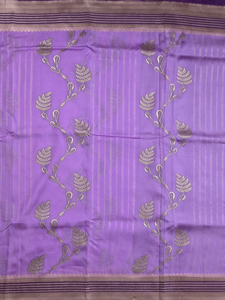 Tabby silk printed fancy saree with zari border and attached plain blouse