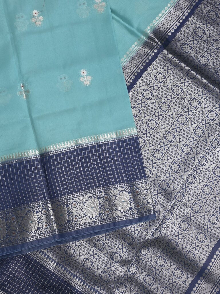 Green mango fancy saree allover zari motifs with contrast pallu and attached blouse