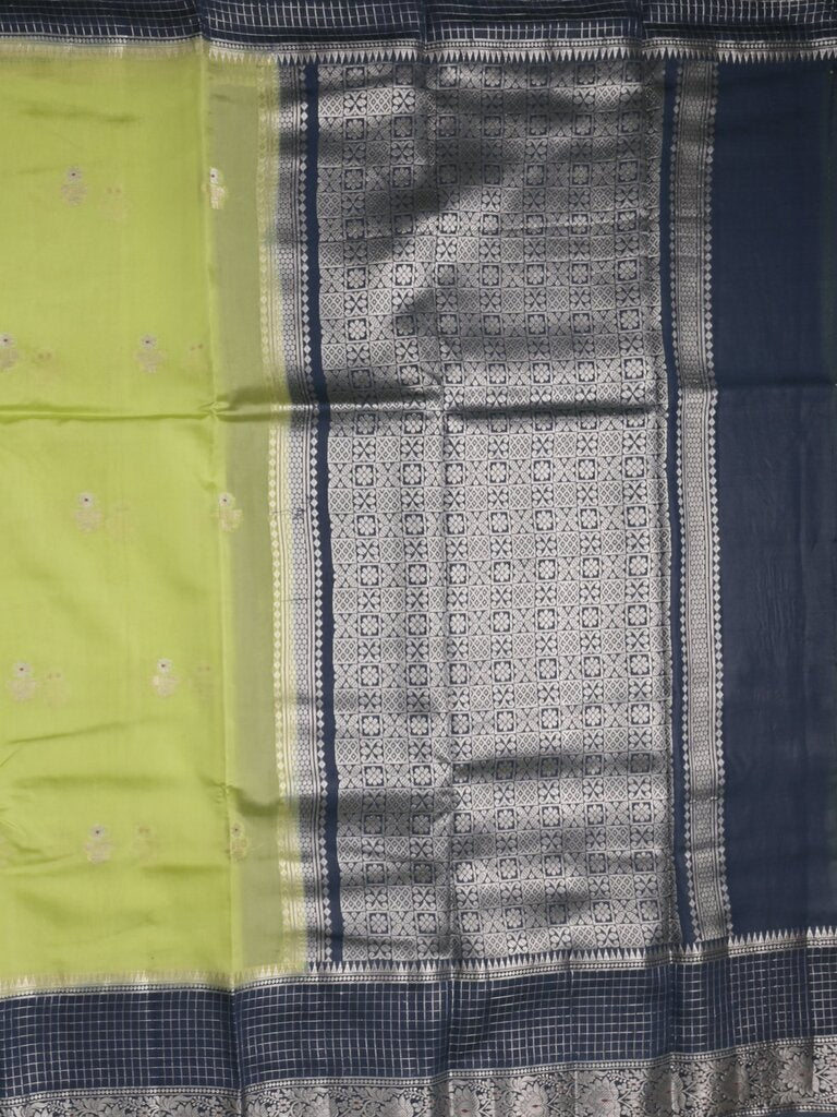 Green mango fancy saree allover zari motifs with contrast pallu and attached blouse