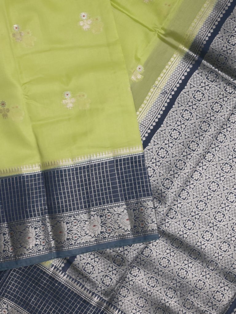 Green mango fancy saree allover zari motifs with contrast pallu and attached blouse