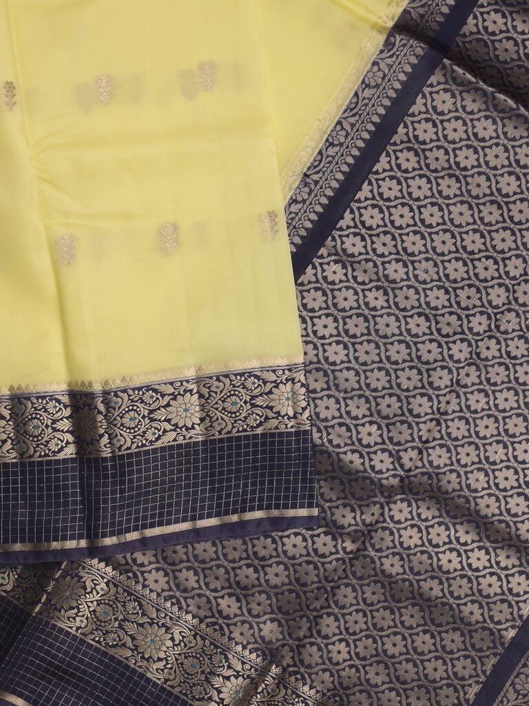 Green mango fancy saree allover zari motifs with contrast pallu and attached blouse