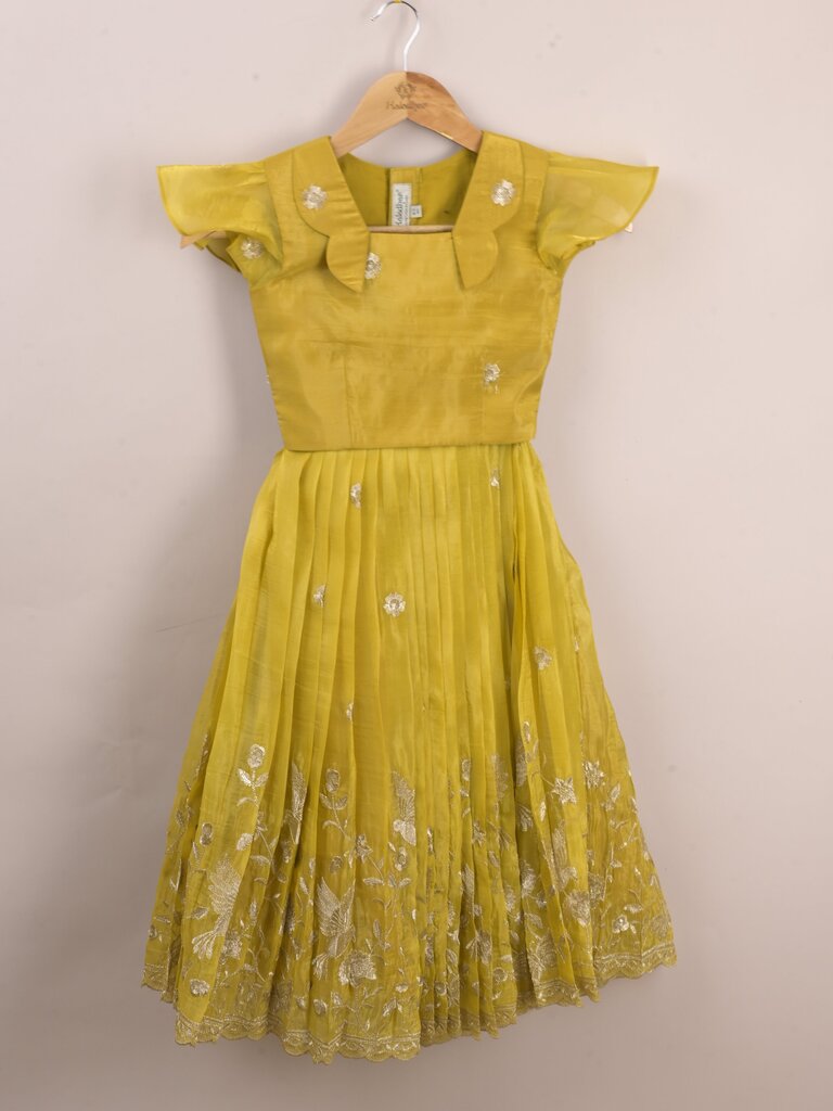 Kids designer lehenga Set | peach | party wear | 6-7 years
