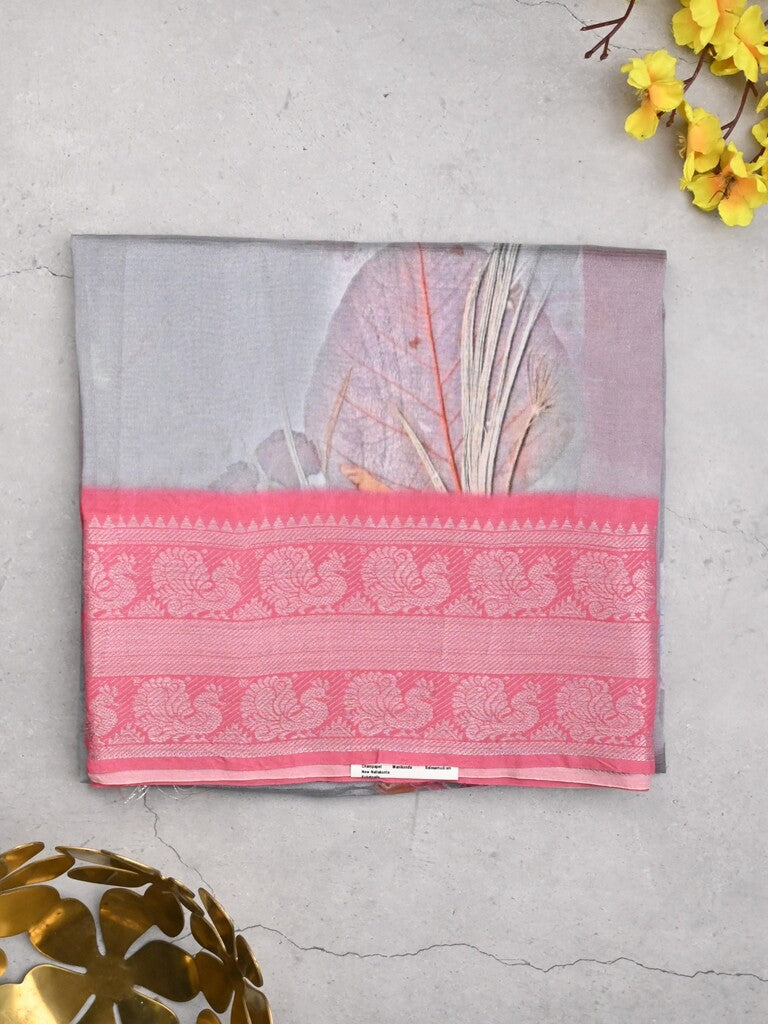 Mangalagiri fancy saree grey color allover prints & zari border with short pallu and contrast plain blouse