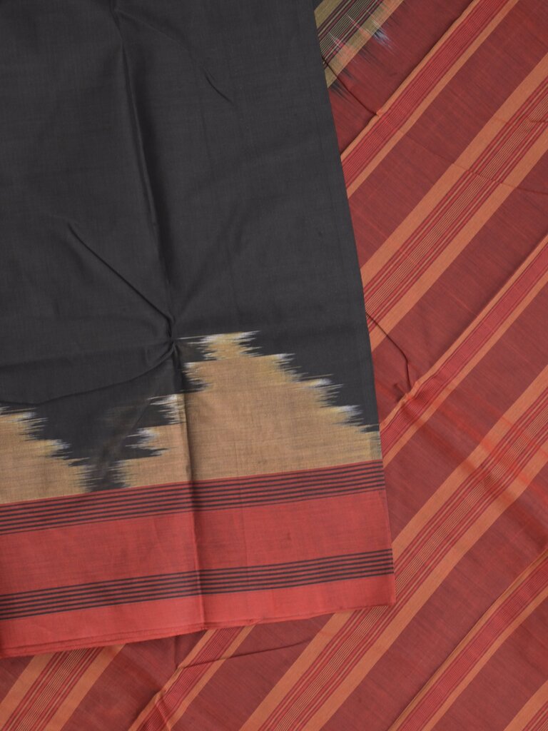 Dhaka cotton saree for women | black | allover plain | temple border | contrast blouse
