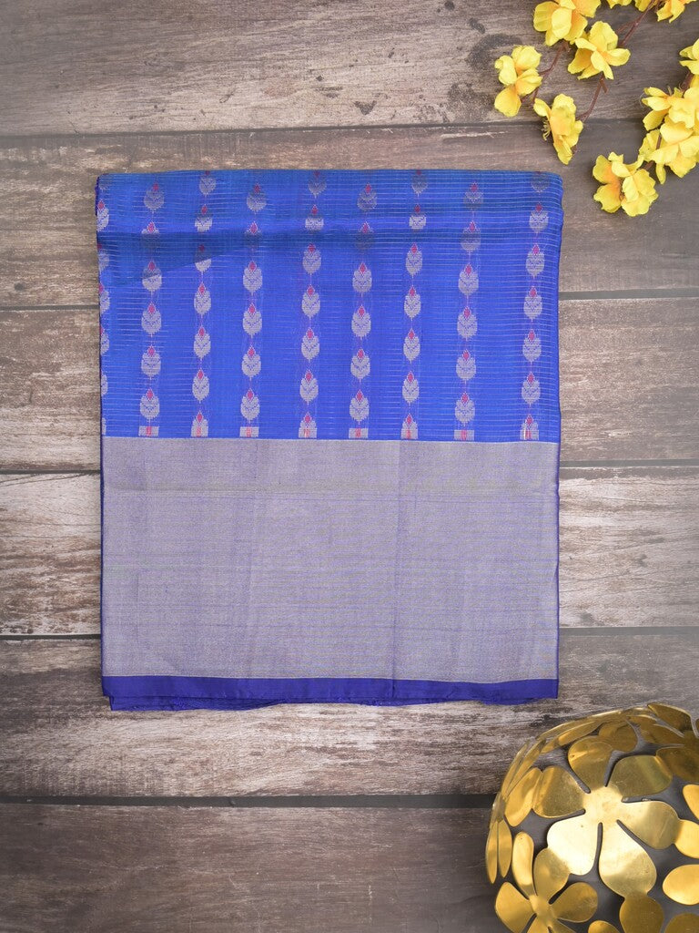 Uppada pattu saree blue color allover zari motifs & long kaddi border with rich pallu and contrast plain blouse