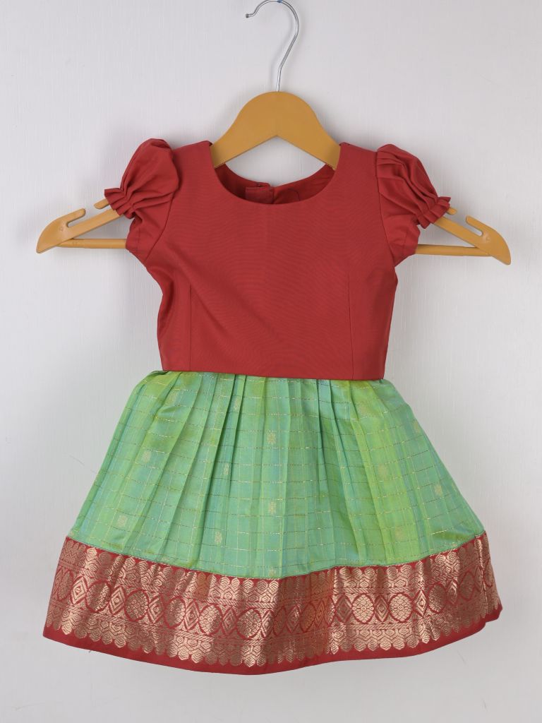 Traditional kanchi pattu silk lehenga set for kids 0-1 year