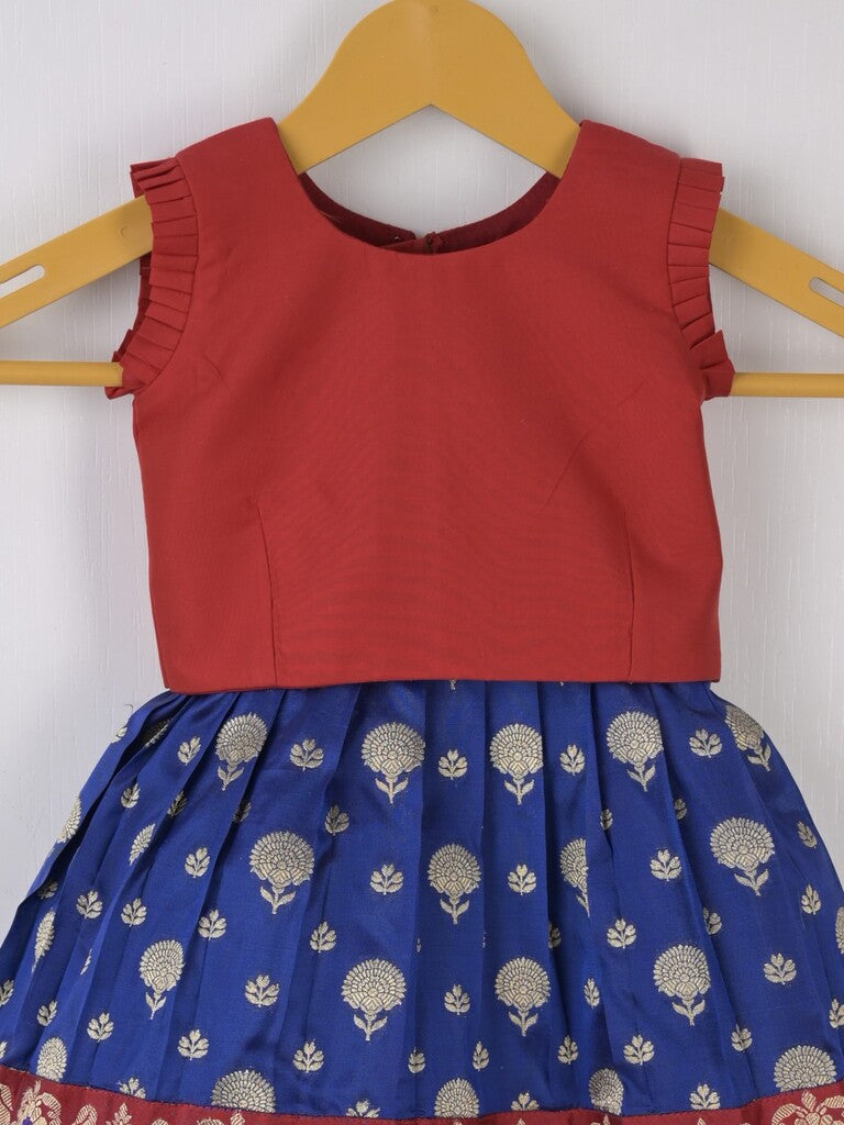 Traditional kanchi pattu silk lehenga set for kids 0-1 year