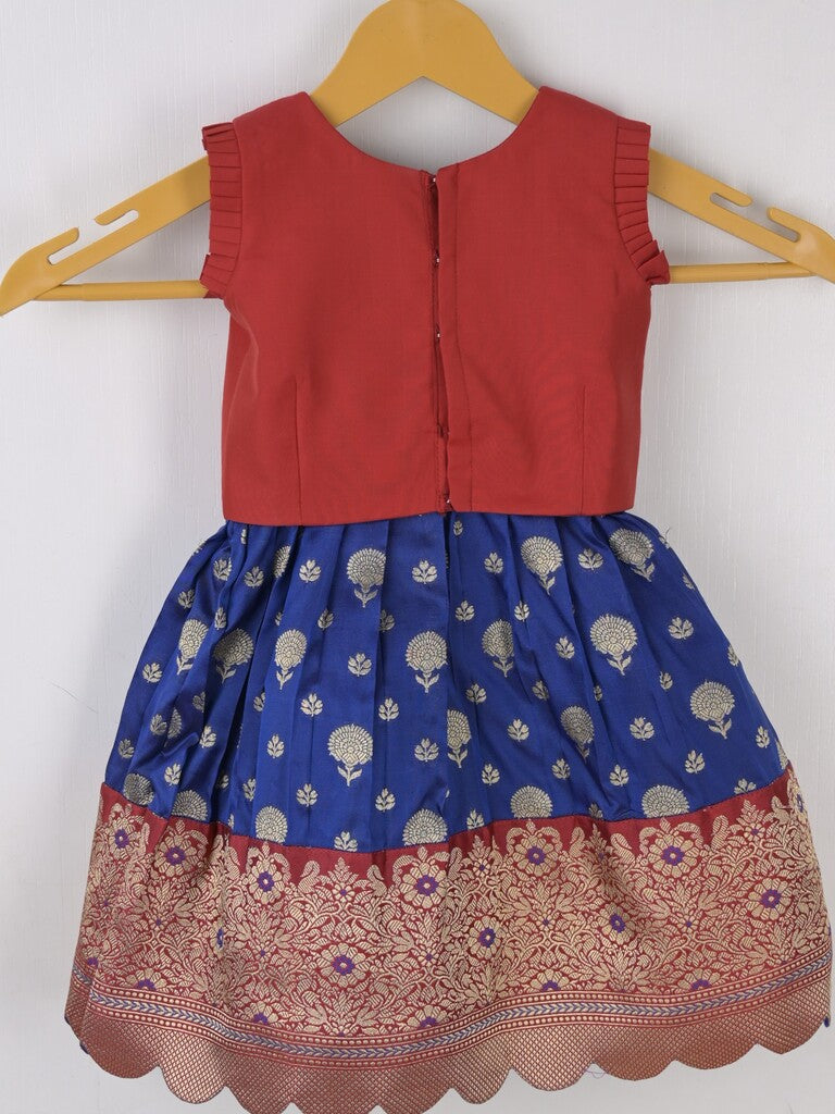 Traditional kanchi pattu silk lehenga set for kids 0-1 year