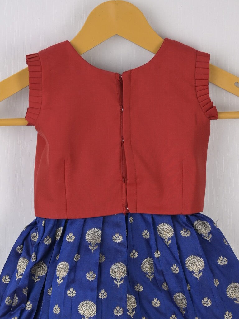 Traditional kanchi pattu silk lehenga set for kids 0-1 year